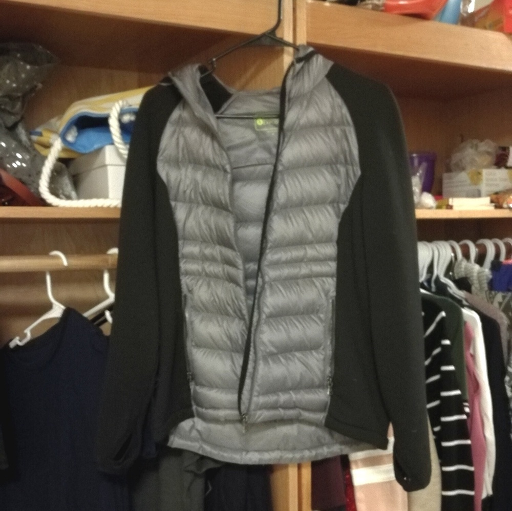 G.H.Bass Co short down jacket with finger sleeve